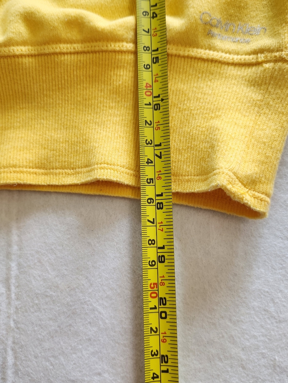Calvin Klein Yellow Logo Slightly Cropped Crew neck Sweater Size Xsmall - Picture 6 of 8